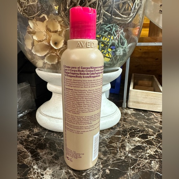 Aveda Cherry Almond Body Lotion | with Sweet Almond Oil, Cherry Blossom 6.7oz - Picture 5 of 6